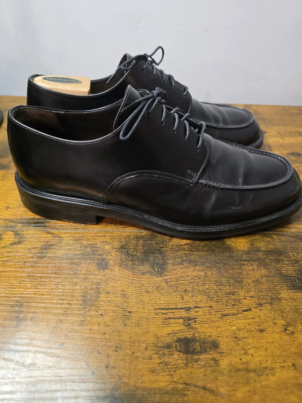 Cole Haan Made in Italy Black Leather Apron Toe Oxfords / Derbies 9.5 D